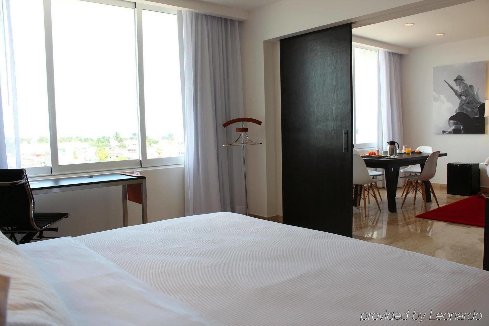 Fiesta Inn Chetumal Phòng bức ảnh